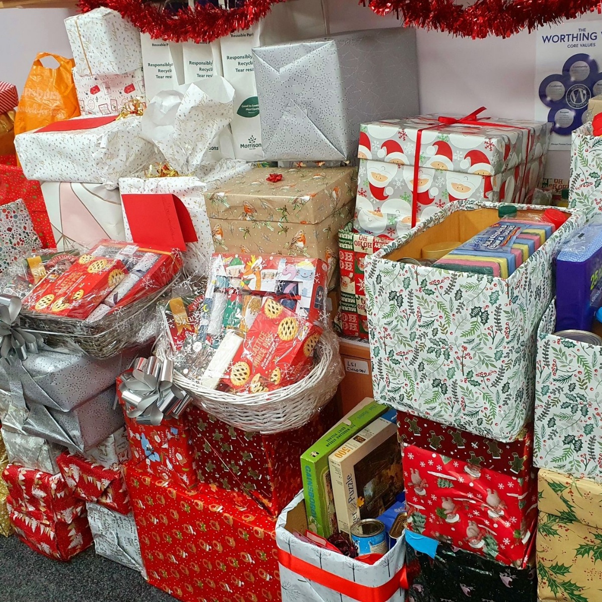 Worthing High School - Christmas Hamper Appeal 2020